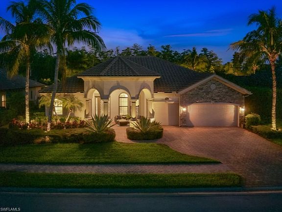 2nd image of 9546 Firenze CIR