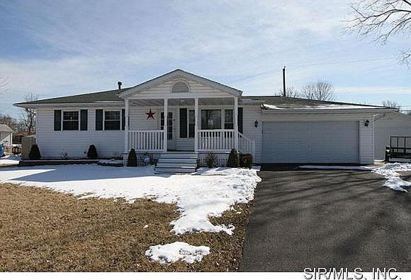 1st image of 7 Violet Ct