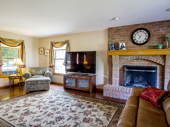 Great Room 25x15