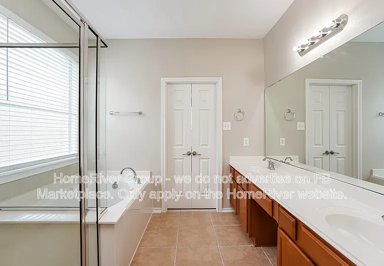 17927 Serene Shore Dr — Photo 10