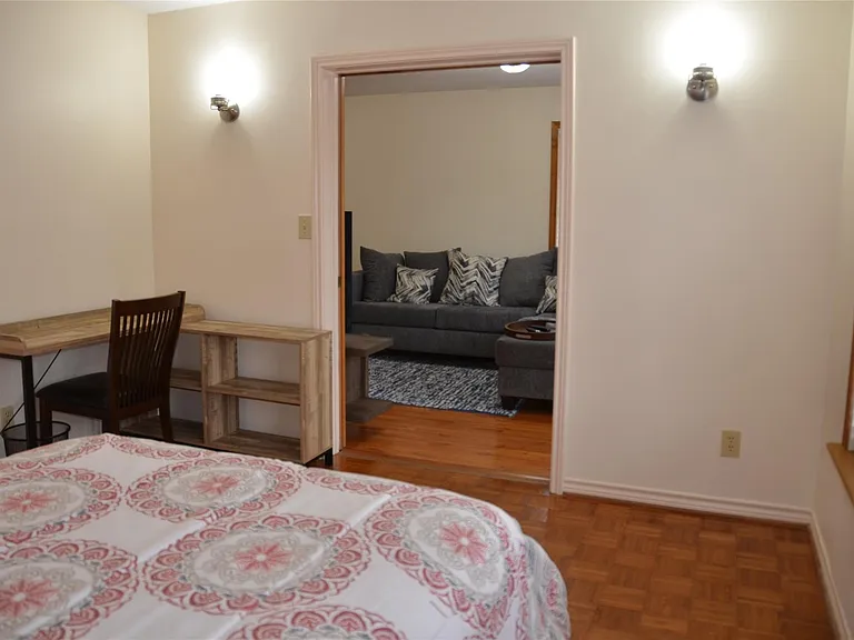 6507 Morningside Dr #UPSTAIRS — Photo 19