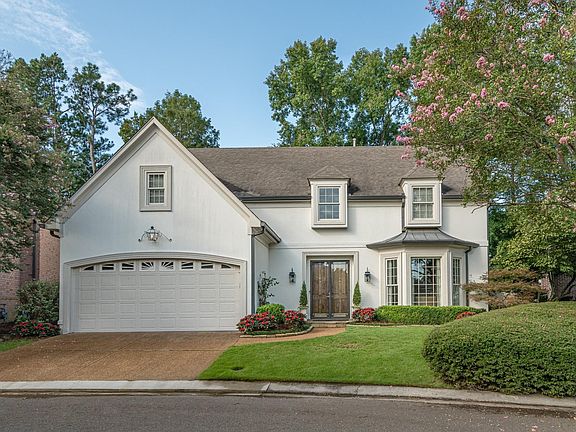 2nd image of 1045 Humphrey Oaks Cir