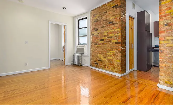 Rented by A&E Real Estate Management | media 4