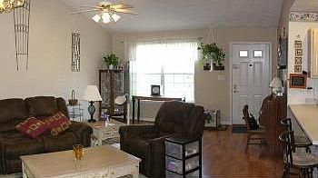 2nd image of 819 Ashton Park Dr