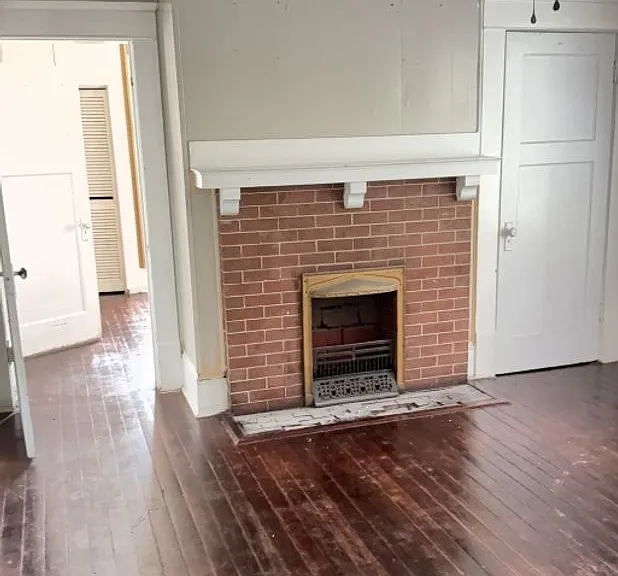 215 W Magnolia St — Photo 7