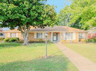 6016 S Lakewood Ave, Tulsa, OK 74135