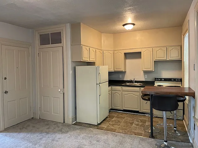 310 N Lime St #4 — Photo 11
