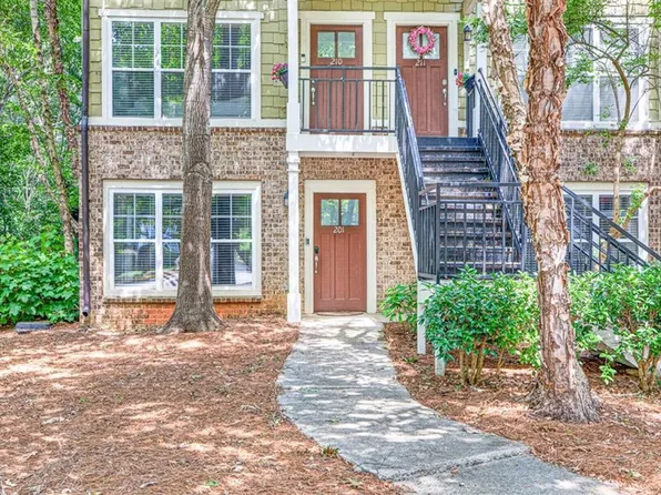 490 Barnett Shoals Rd APT 201, Athens, GA 30605