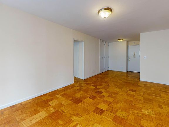 5th image of 250 E 63rd St #11