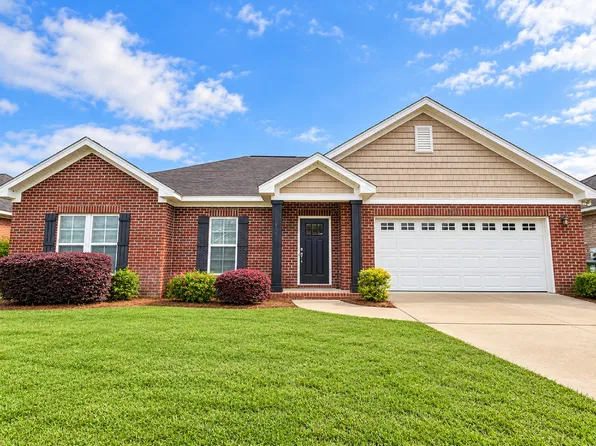 121 Brattleboro Ct, Dothan, AL 36301