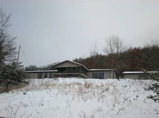 28382 Blackjack Rd, Logan, OH 43138