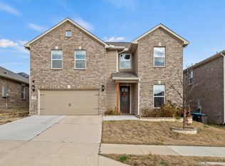 7645 Thunder River Rd, Fort Worth, TX 76120