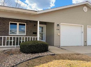 1338 15th St, Baraboo, WI 53913