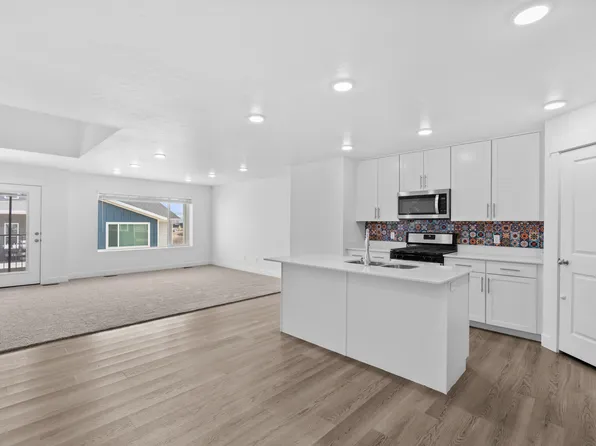 1104 N 1880 W, Farmington, UT 84025