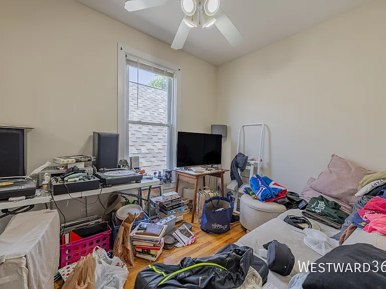 2611 W Cortland St #3 — Photo 14