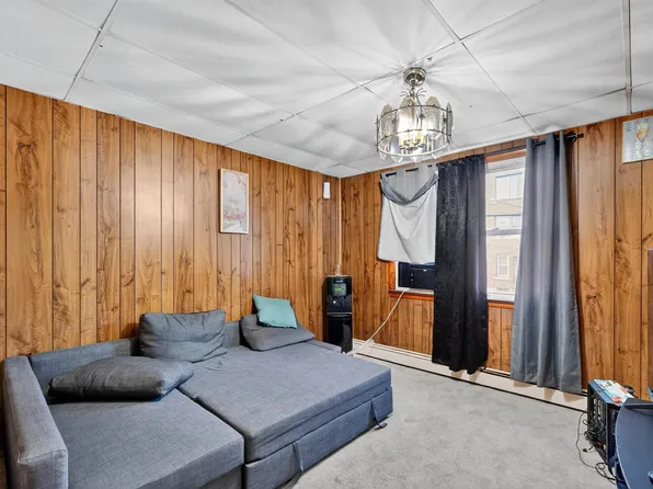 98 West 49th Street image 24 of 35