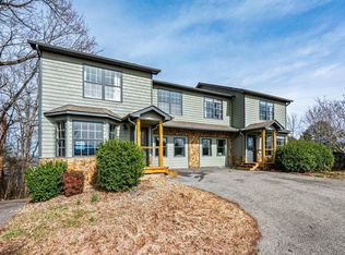 1513 Denton Rd, Pigeon Forge, TN 37862