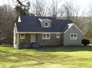 391 Nonopoge Rd, Fairfield, CT 06432