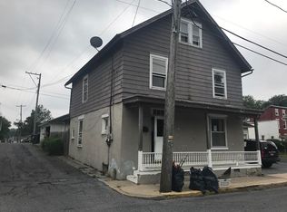 12 W Orange St, Lititz, PA 17543