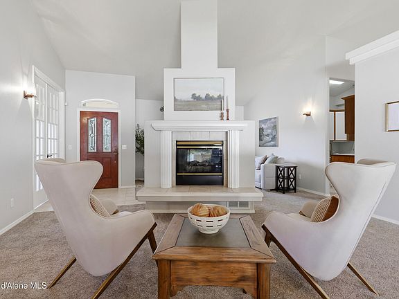 4th image of 1213 S Riverside Harbor Dr
