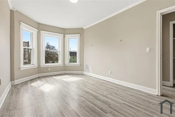 7417 Decker Ave #7417 — Photo 15