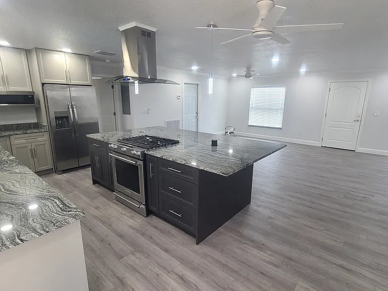1815 N Banana River Dr — Photo 10