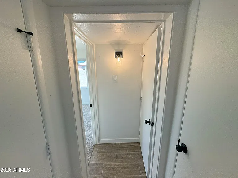 546 S Hobson #A — Photo 23