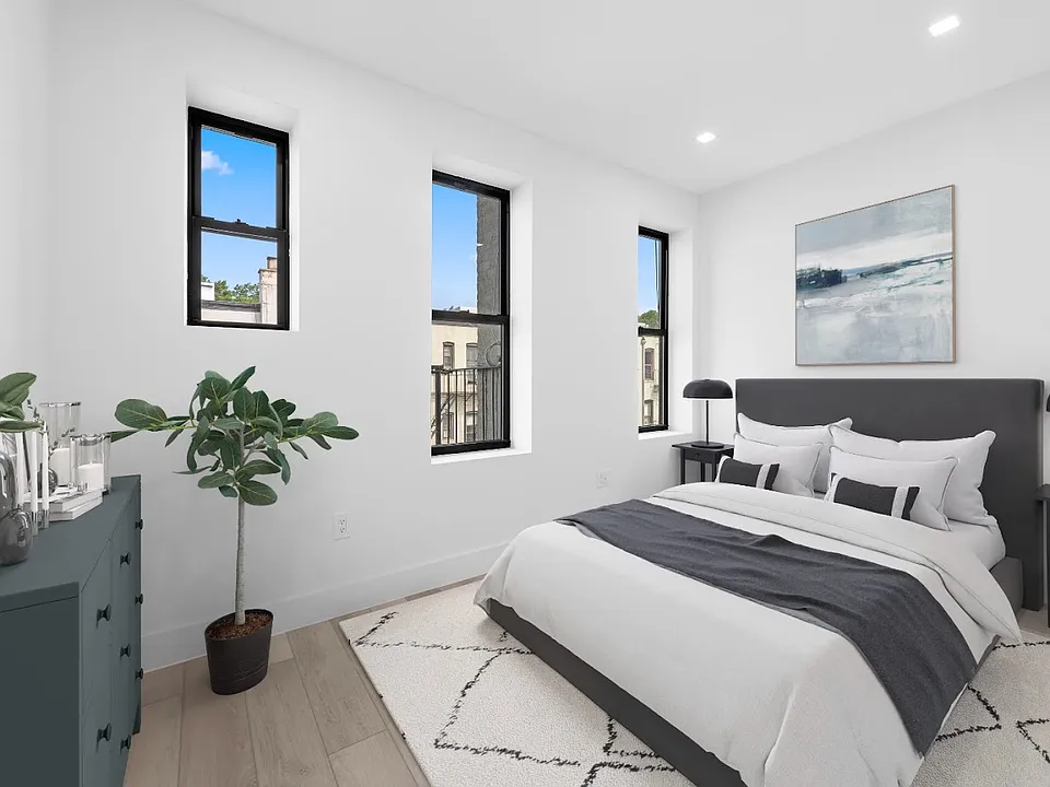 34-32 43rd St #1R