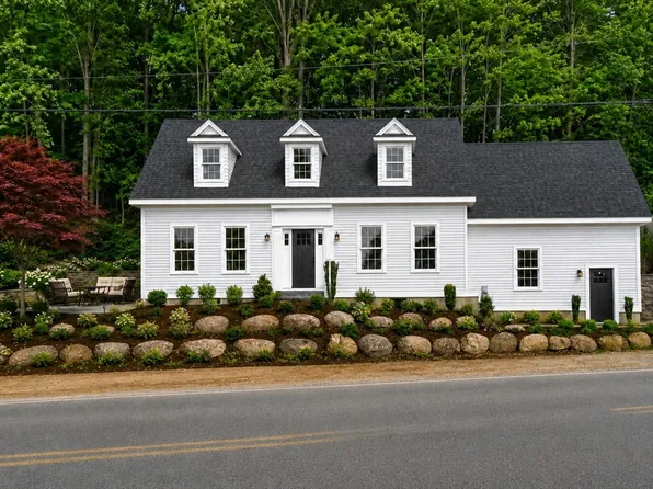 6 Monroe St, Amesbury, MA 01913