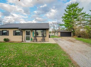 10611 Baker St, Crown Point, IN 46307