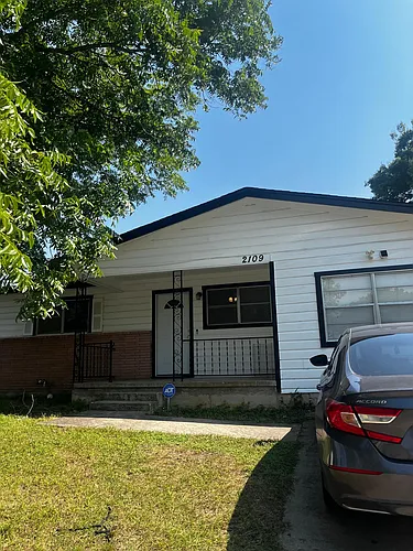2109 Terrace Dr Photo 1