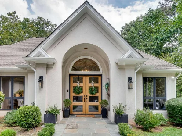 12985 Bucksport Dr, Roswell, GA 30075