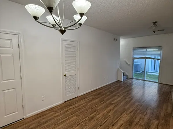 7849 Playpen Ct, Jacksonville, FL 32210