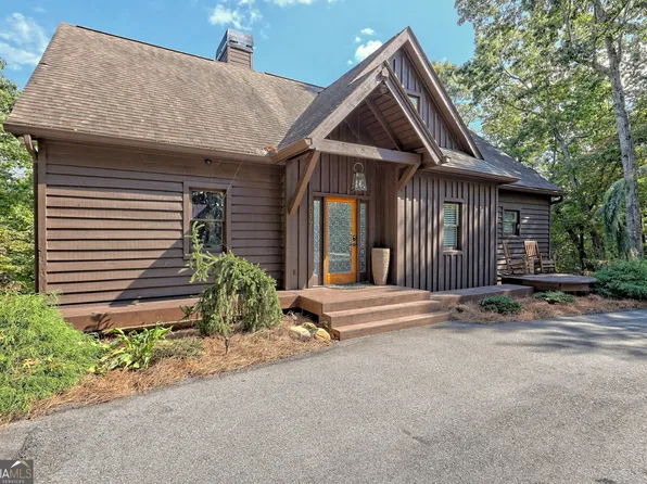 817 Long Laurel Ridge Dr, Lakemont, GA 30552