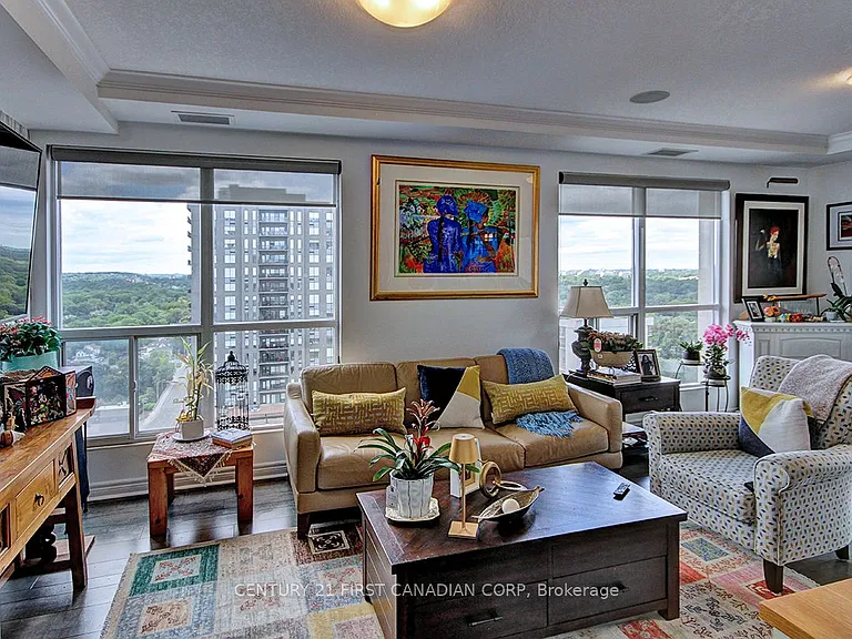 330 Ridout St N #2108 — Photo 13
