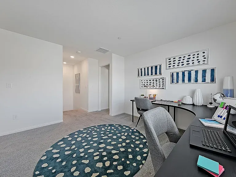 3 bed, 2.5 bath, 1582 sqft, $2,400 — Photo 4