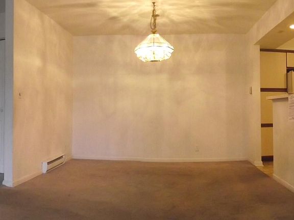4th image of 3144 Jacqueline Dr Unit 5