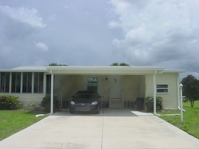 1st image of 9783 Creekwood Ln