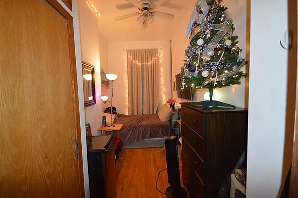 Rented by Universal Realty Group | media 14