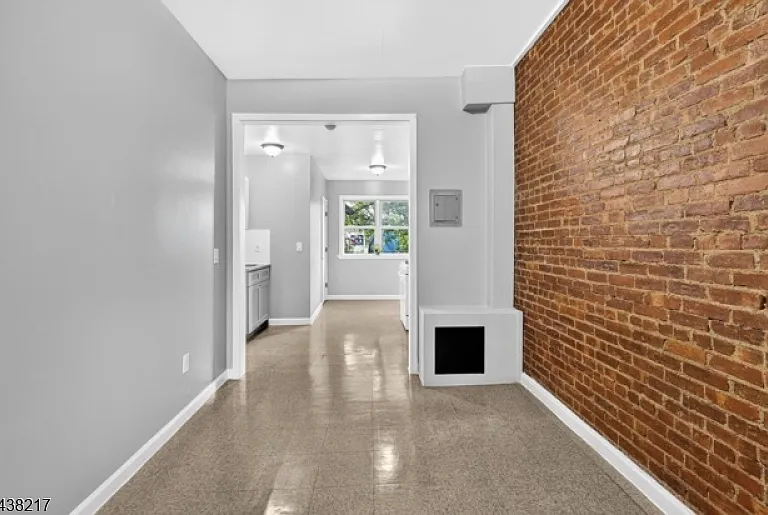 5 Monroe St #1 — Photo 8