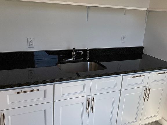 3rd image of 16 Farrington St APT 3