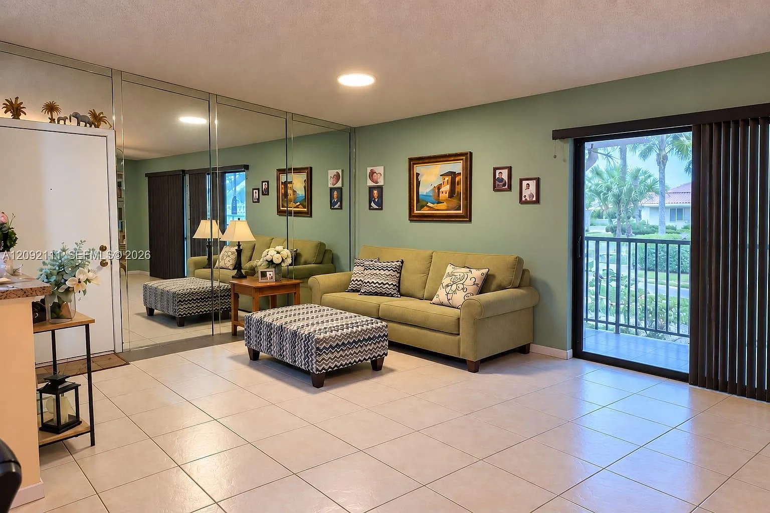Clairmont Condominium N — Photo 3