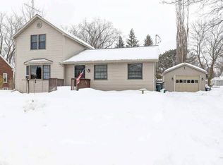 129 S 2nd St, Dorchester, WI 54425