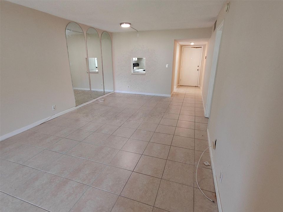 1st image of 606 SW Natura Boulevard #107