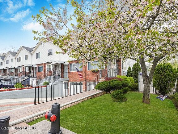 2nd image of 158 Cody Pl