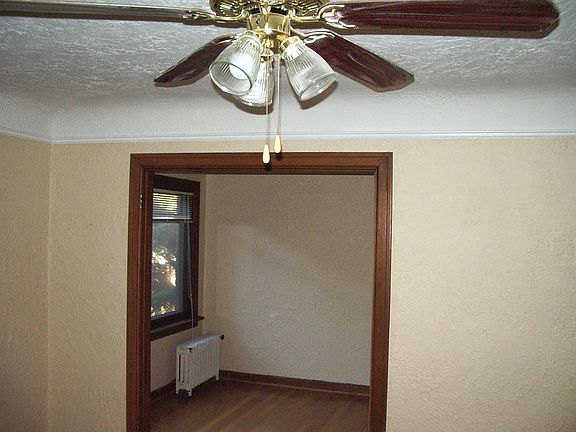 4th image of 221 W Mercer St APT 303