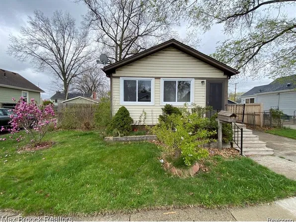 2741 Burdette St, Ferndale, MI 48220
