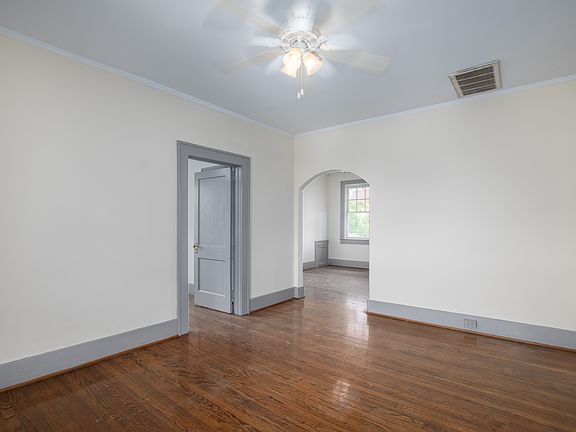 5th image of 724 29th St S APT A3