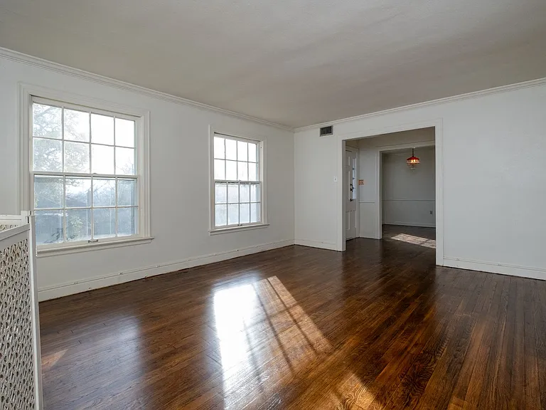 505 Skyline Dr — Photo 10
