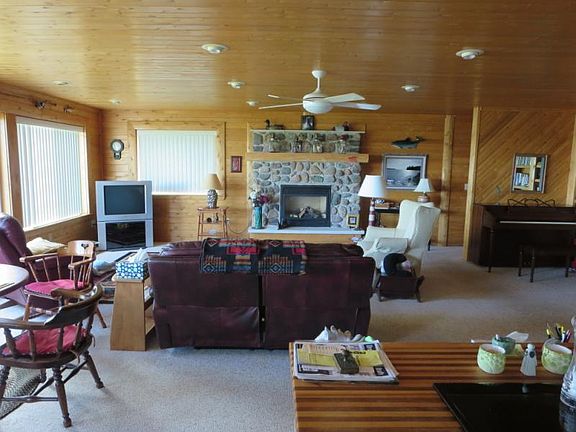 3rd image of 35863 S Hammond Pl